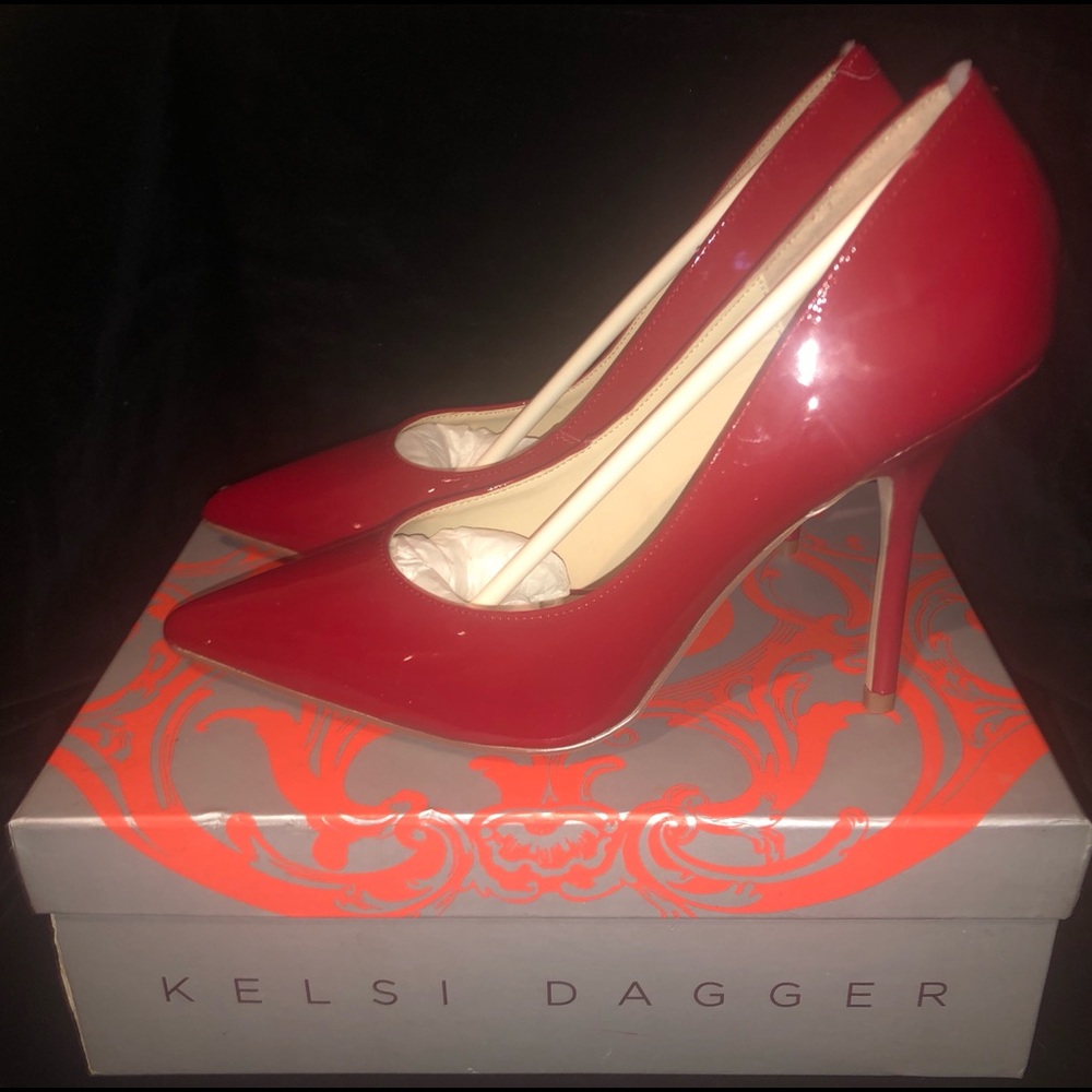 NIB Kelsi Dagger Karmine Red Patent Leather Pumps